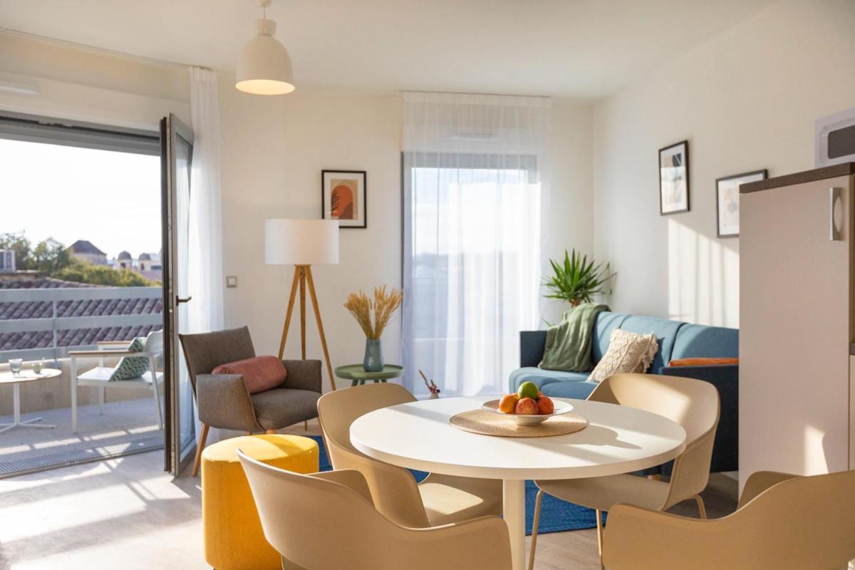 Oh Activ Nimes Aparthotel Εξωτερικό φωτογραφία